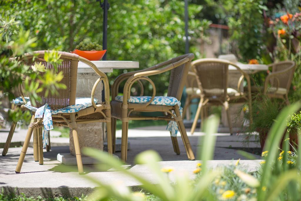 Djurovic Apartments Montenegro Kotor Bagian luar foto
